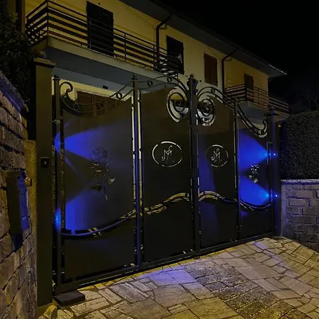 La Dama Apartment